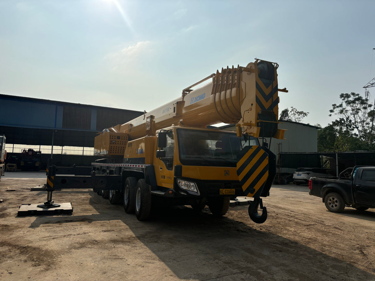 2010 XCMG  Truck Crane 110 Ton