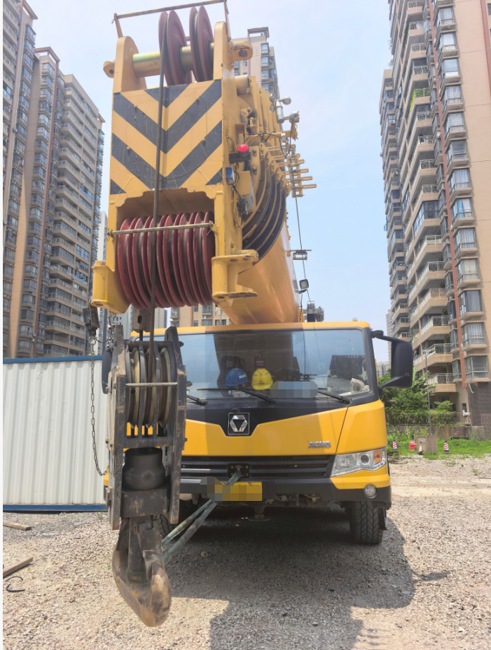 2023 XCMG  QY130K7C Truck Crane 130 Ton