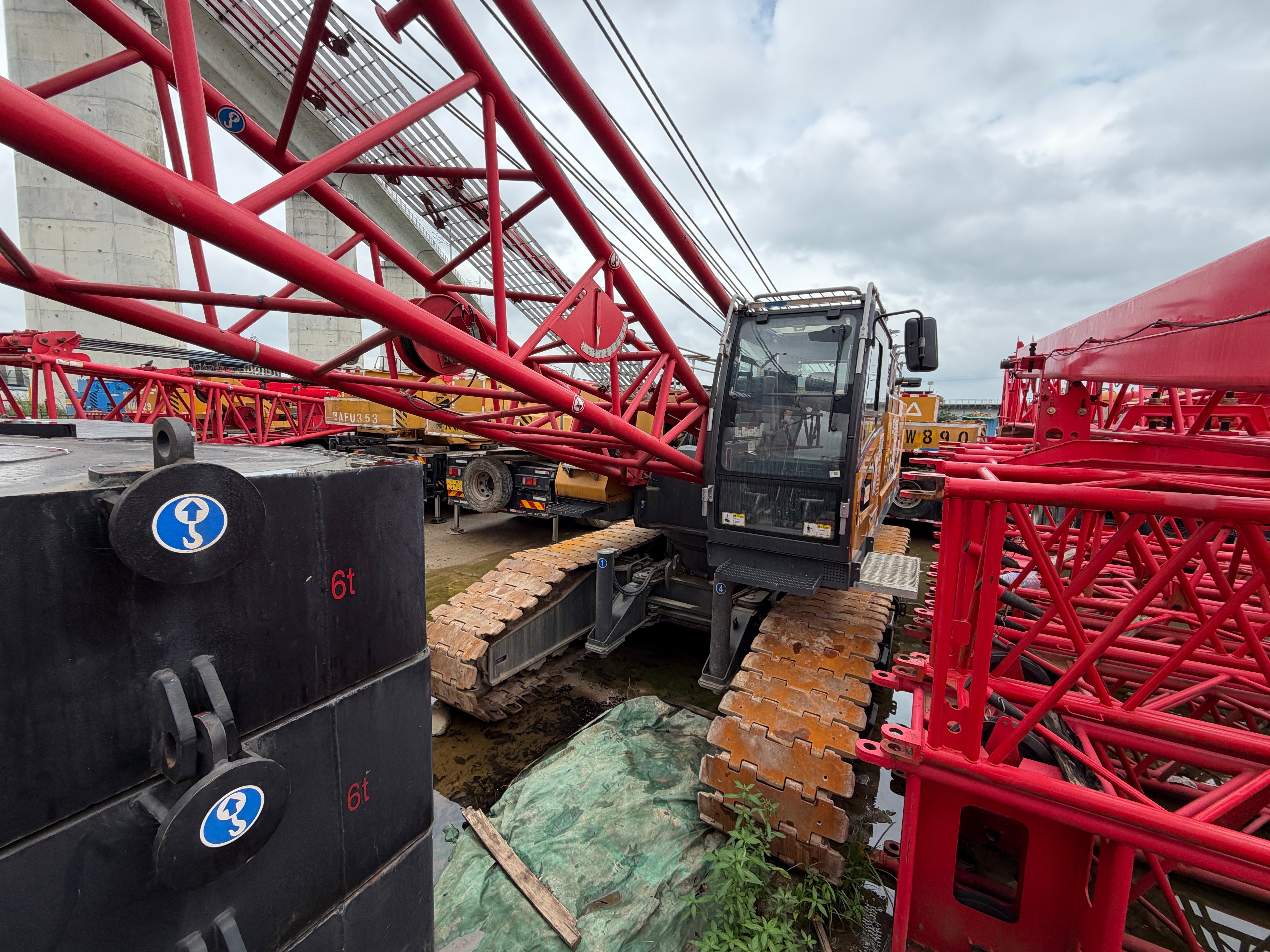 2024 SANY SCC1000A-8  Crawler Crane 100 Ton